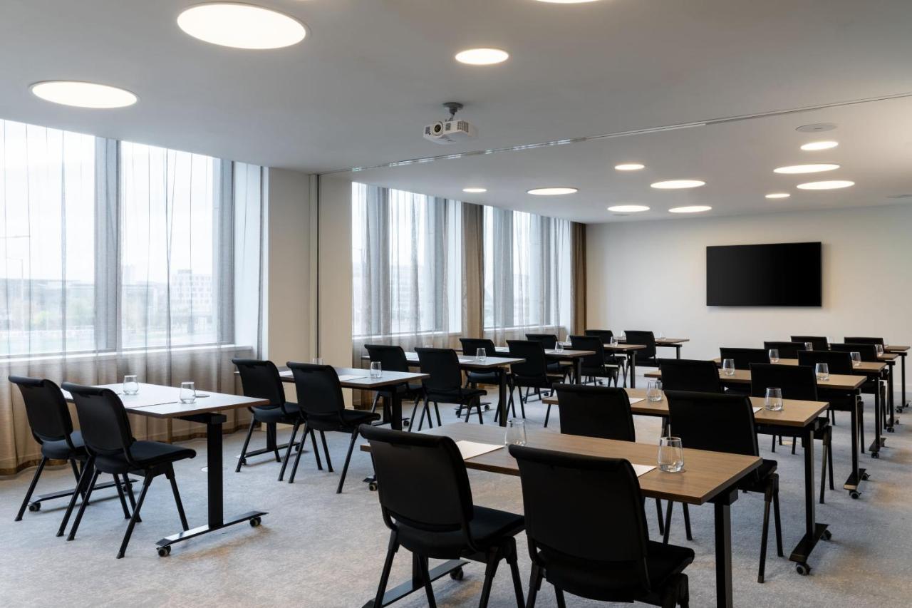 Courtyard By Marriott Glasgow Sec المظهر الخارجي الصورة