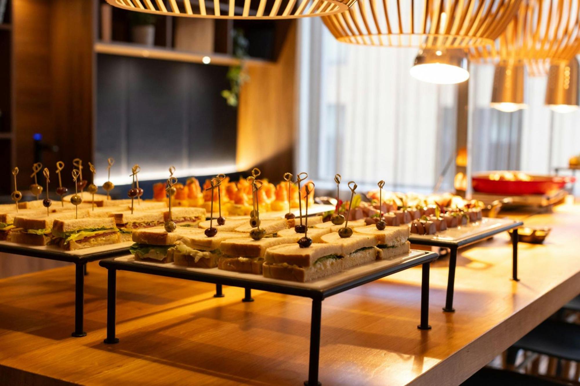 Courtyard By Marriott Glasgow Sec المظهر الخارجي الصورة